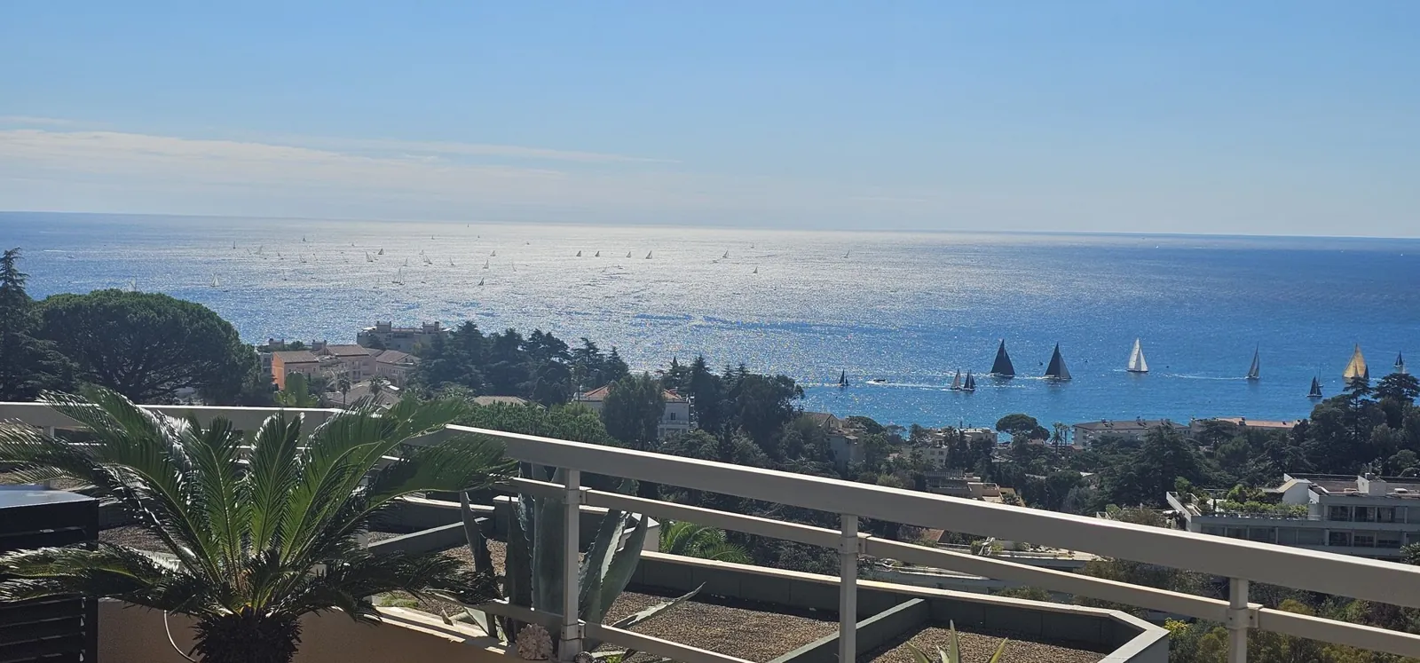 Blick über die Bucht von Cannes